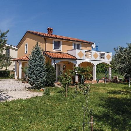 Nice Apartment In Kastel With Kitchen Exteriör bild